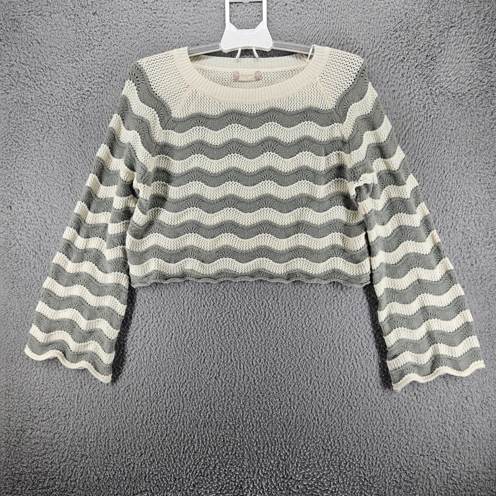 Altar'd State Women's Medium Knit Sweater Cream and Gray Cropped Style - M
